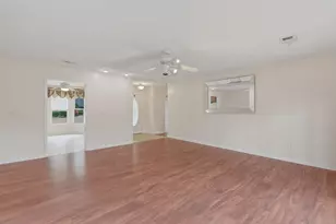 100 Timberline Dr, Conway, SC 29526 - Photo 4