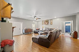 374 Brunson Spring Rd, Galivants Ferry, SC 29544 - Photo 8