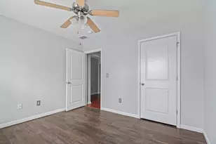 1232 Midtown Village Dr, Conway, SC 29526 - Photo 4