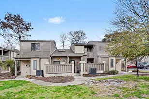 610 15th Ave S, Myrtle Beach, SC 29575 - Photo 2