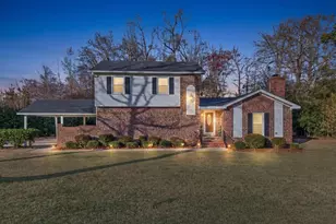 2402 S Hallmark Dr, Florence, SC 29505 - Photo 1