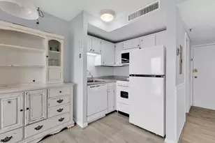 5905 S Kings Hwy, Myrtle Beach, SC 29575 - Photo 10