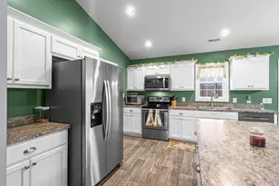 905 Futrell St, Loris, SC 29569 - Photo 12