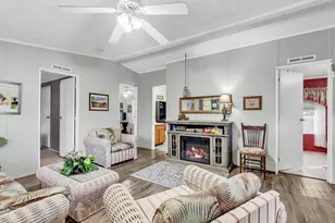 738 Oliver Dr, Garden City, SC 29576 - Photo 6