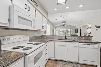560 White River Dr. #43G, Myrtle Beach, SC 29579 - Photo 6