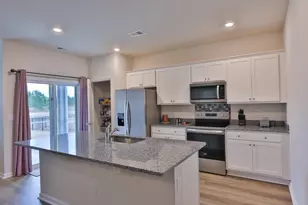 206 Carver Willow Dr, Loris, SC 29569 - Photo 10