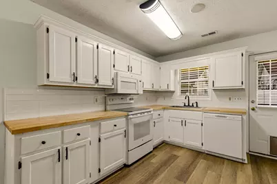 903 Woodberry Pl., Garden City Beach, SC 29576 - Photo 10