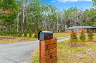 316 Tomahawk St, Hemingway, SC 29554 - Photo 6