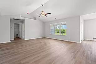956 Woodside Dr, Conway, SC 29526 - Photo 4