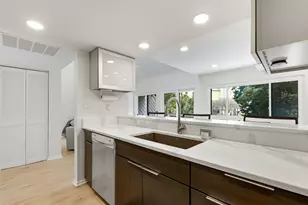 105 Heron Marsh Dr, Pawleys Island, SC 29585 - Photo 10