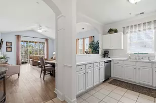 6015 Catalina Dr, North Myrtle Beach, SC 29582 - Photo 4