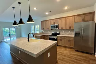 207 25th Ave S, Myrtle Beach, SC 29577 - Photo 4