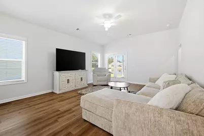 427 McGarry Dr., Myrtle Beach, SC 29588 - Photo 8