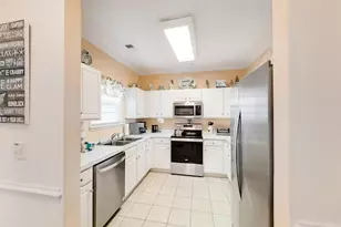 6015 Catalina Dr, North Myrtle Beach, SC 29582 - Photo 4