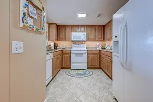 101 Ocean Creek Dr, Myrtle Beach, SC 29572 - Photo 14