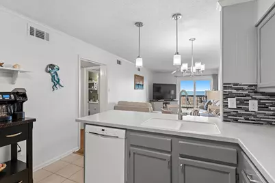 613 S Ocean Blvd. #D1, North Myrtle Beach, SC 29582 - Photo 6