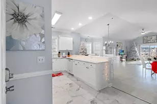 4811 Magnolia Lake Dr, Myrtle Beach, SC 29577 - Photo 2