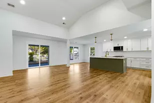 81 Safe Harbor Ave, Pawleys Island, SC 29585 - Photo 2