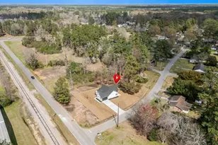 1312 Lakeside Dr, Conway, SC 29526 - Photo 8