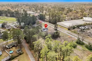 1312 Lakeside Dr, Conway, SC 29526 - Photo 10