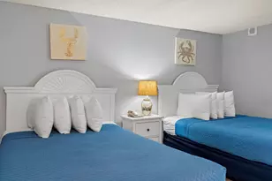 201 74th Ave N, Myrtle Beach, SC 29572 - Photo 4