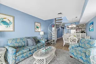 126 N Waccamaw Dr, Garden City, SC 29576 - Photo 10