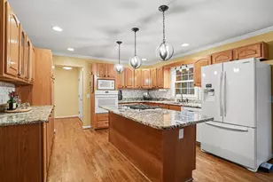 753 Robin Dr, Georgetown, SC 29440 - Photo 2