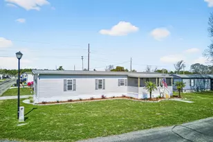 803 Parkway Dr, North Myrtle Beach, SC 29582 - Photo 2