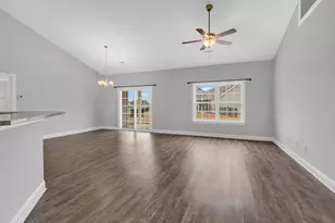 4225 Woodcliffe Dr, Conway, SC 29526 - Photo 4