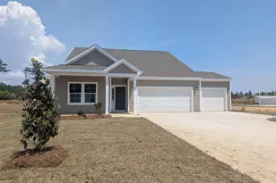 266 NW Mayflower Dr, Calabash, NC 28467 - Photo 4