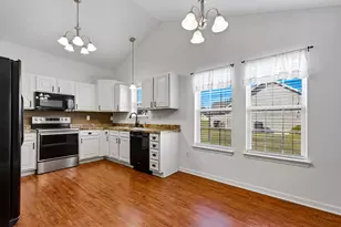 527 Cottage Oaks Cir, Myrtle Beach, SC 29579 - Photo 8