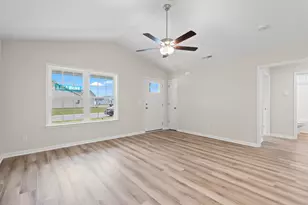 176 Gray Owl Dr, Conway, SC 29527 - Photo 4