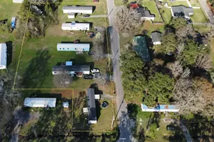 23-73 Newton Trail, Andrews, SC 29510 - Photo 2