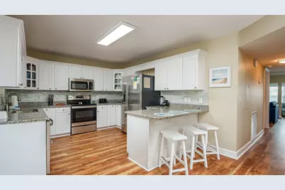 304 2nd Ave. S, North Myrtle Beach, SC 29582 - Photo 4