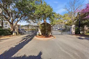 122 Oyster Bay Dr, Murrells Inlet, SC 29576 - Photo 4