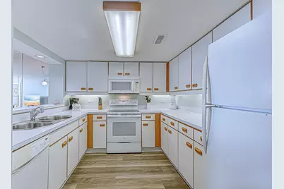 101 Ocean Creek Dr. #EE8, Myrtle Beach, SC 29572 - Photo 10