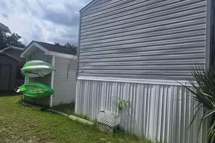 322 Yucca Cir, Garden City, SC 29576 - Photo 4