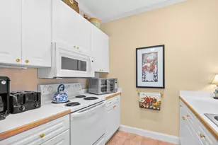 48 12 Oaks Dr, Pawleys Island, SC 29585 - Photo 6