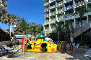 1105 S Ocean Blvd S, Myrtle Beach, SC 29577 - Photo 2