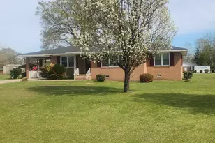 102 N Hazel Ave, Andrews, SC 29510 - Photo 16