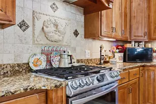 3052 Marsh Island Dr, Myrtle Beach, SC 29579 - Photo 10