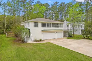 1015 Hagley Dr, Pawleys Island, SC 29585 - Photo 2