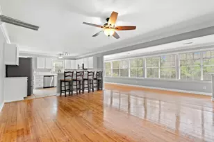 1015 Hagley Dr, Pawleys Island, SC 29585 - Photo 10