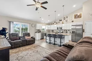 5044 Huckleberry Ln, Conway, SC 29526 - Photo 2