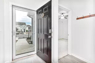 301 Castle Dr, Myrtle Beach, SC 29579 - Photo 4