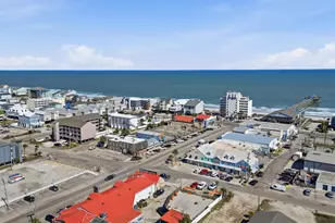 320 N Waccamaw Dr, Garden City, SC 29576 - Photo 38