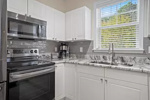 6253 Catalina Dr, North Myrtle Beach, SC 29582 - Photo 8