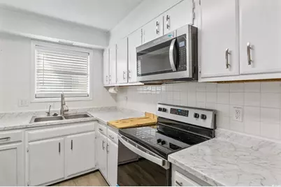 4701 N Kings Hwy. #18, Myrtle Beach, SC 29577 - Photo 8