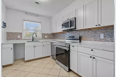 4505 N Kings Hwy. #D11, Myrtle Beach, SC 29577 - Photo 8