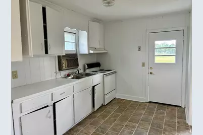 310 James Ct., Marion, SC 29571 - Photo 8